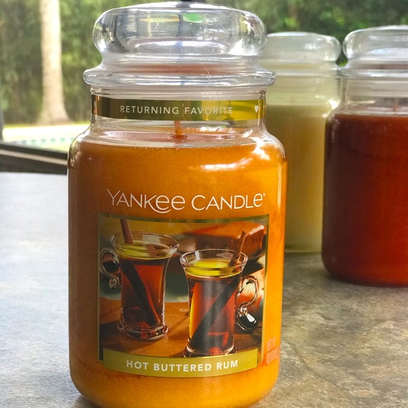 Yankee Candle Hot Buttered Rum 22 Oz. Jar, New